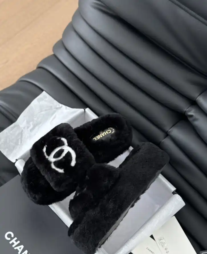 hype Chanel Slippers