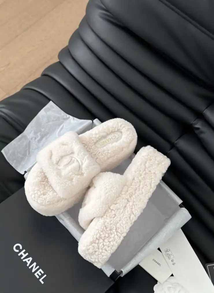 hype Chanel Slippers