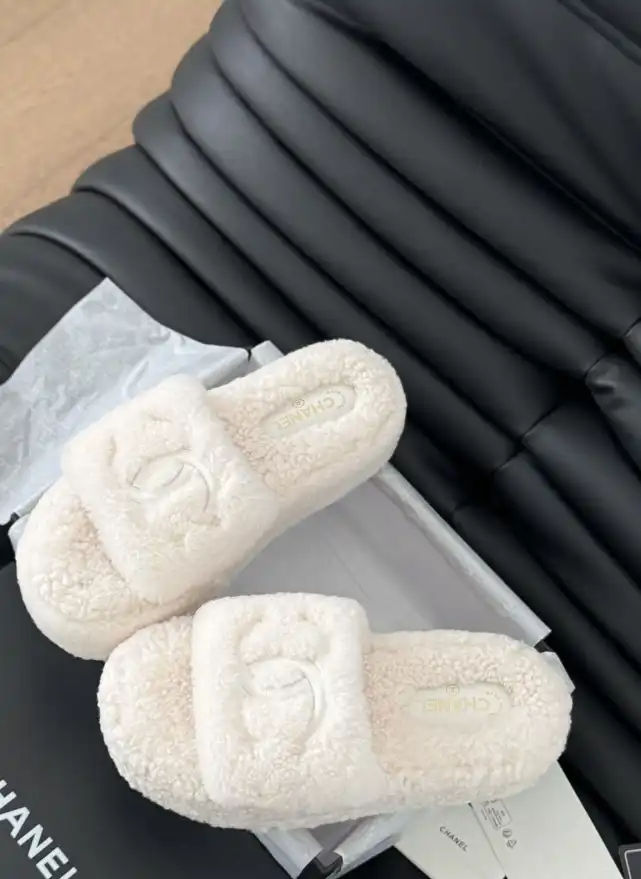 hype Chanel Slippers