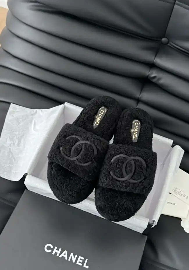 hype Chanel Slippers