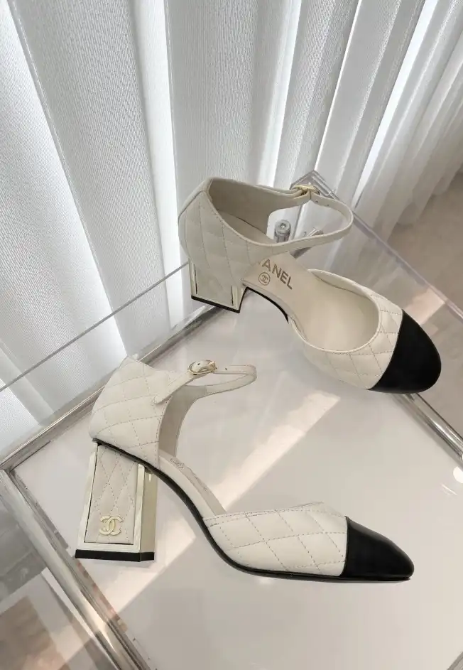 hype Chanel High Heels