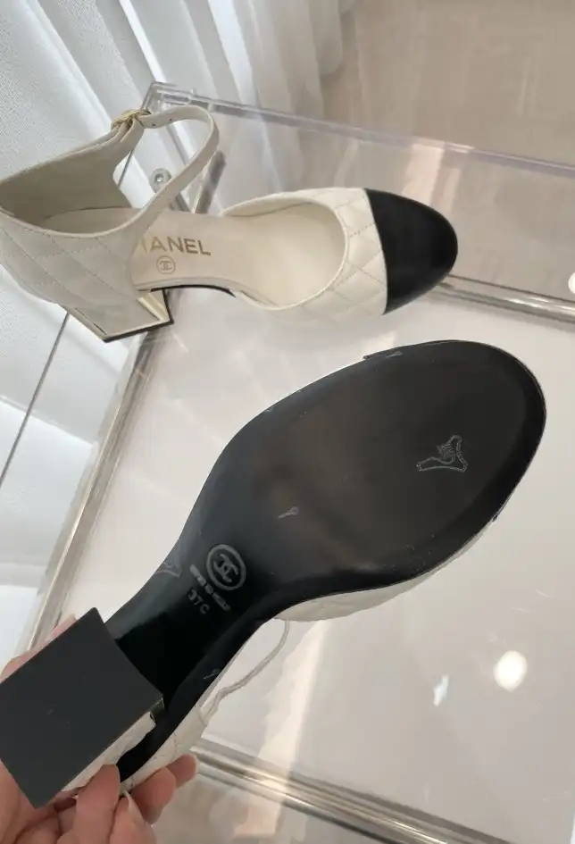 hype Chanel High Heels