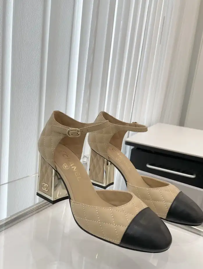 hype Chanel High Heels