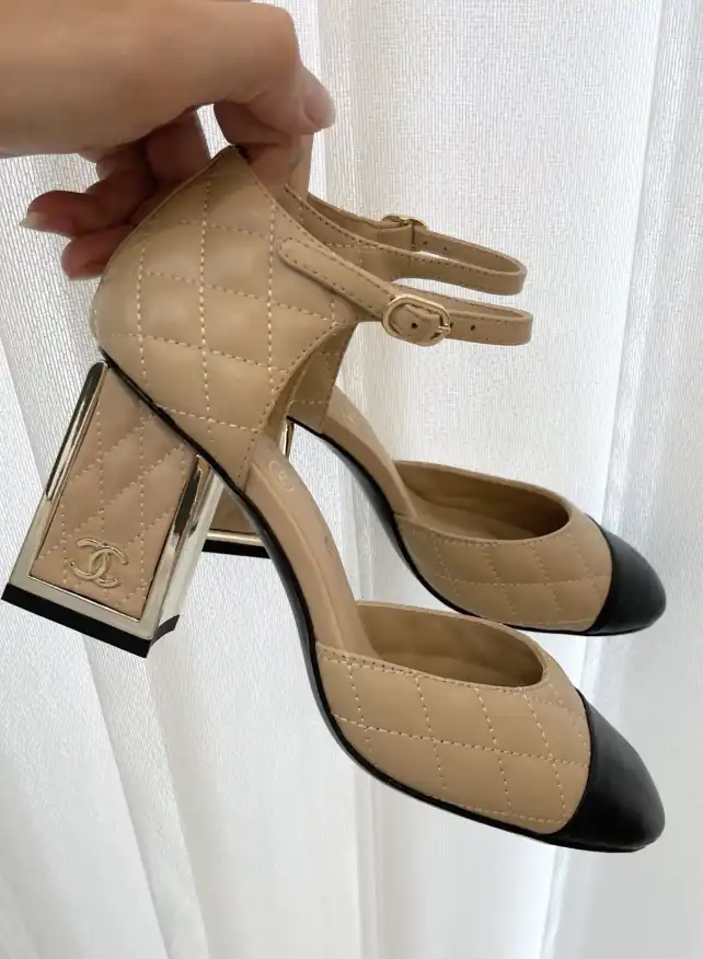 hype Chanel High Heels