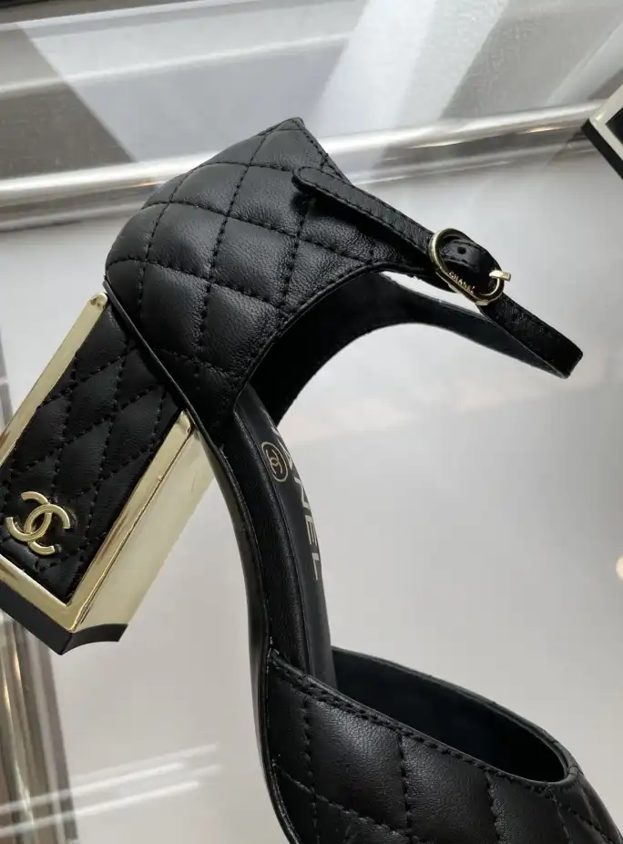 hype Chanel High Heels