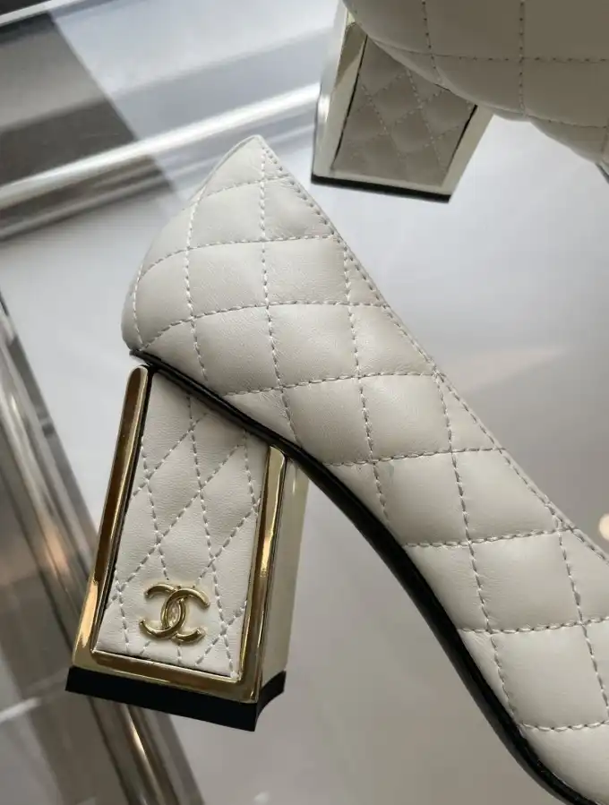 hype Chanel High Heels