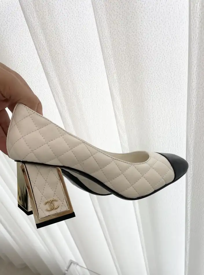 hype Chanel High Heels