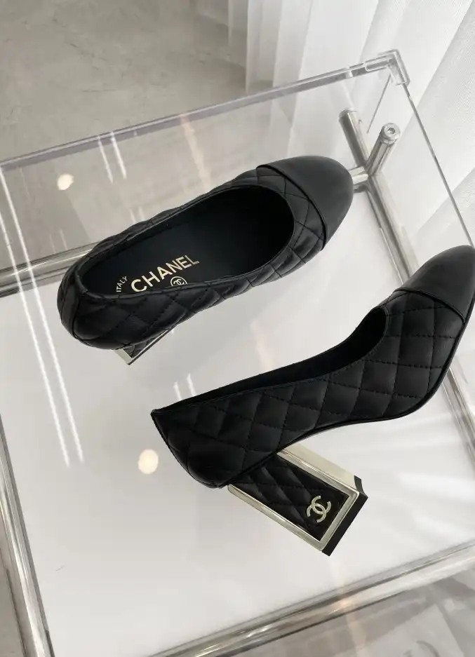 hype Chanel High Heels