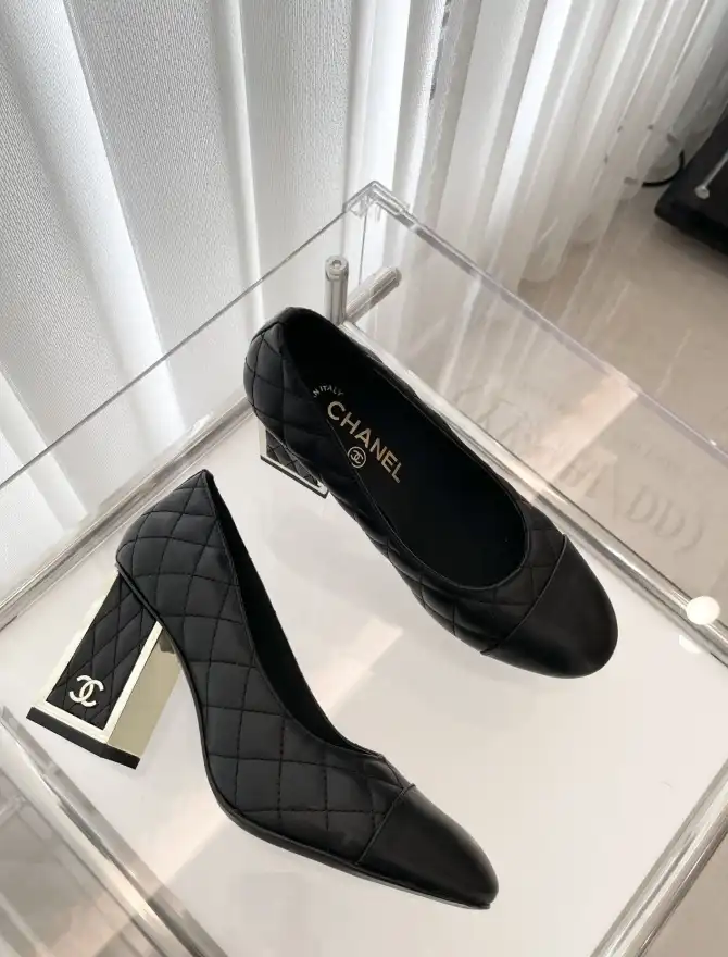 hype Chanel High Heels