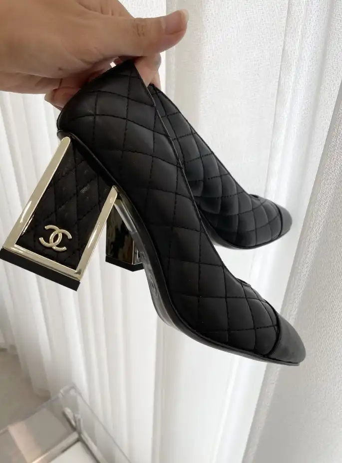 hype Chanel High Heels