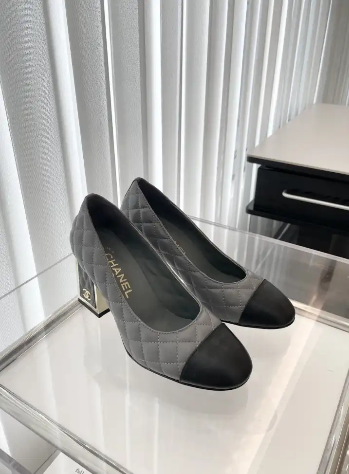 hype Chanel High Heels