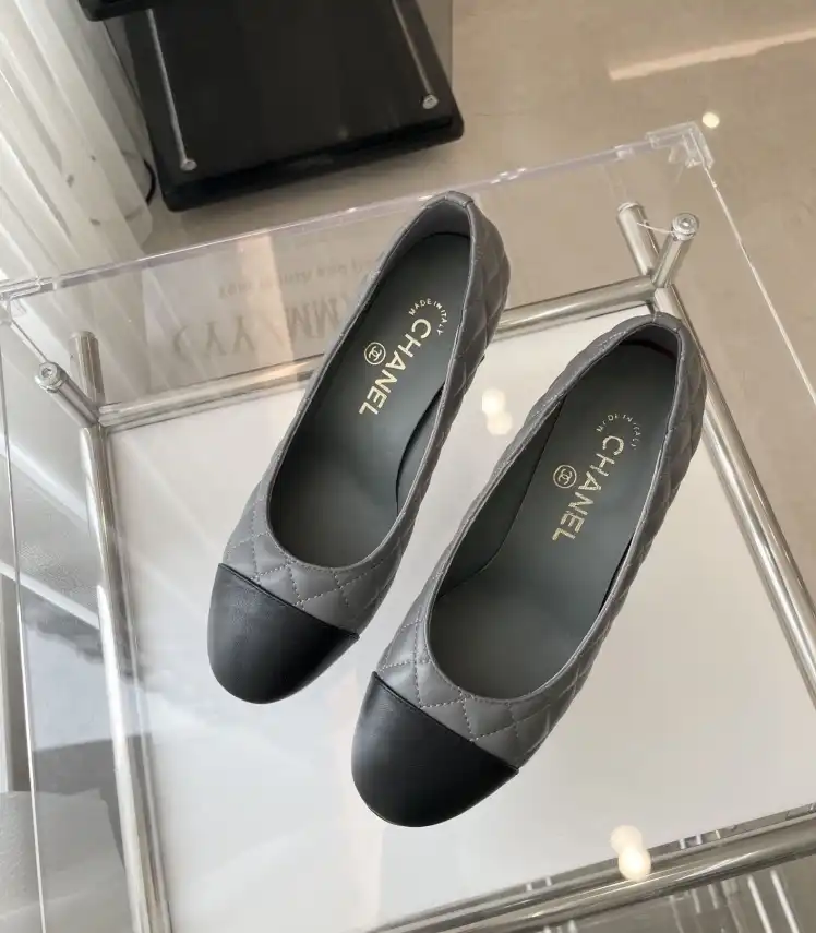 hype Chanel High Heels