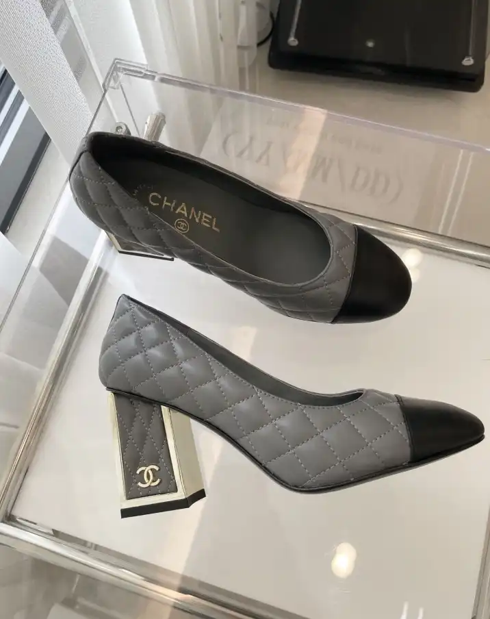 hype Chanel High Heels