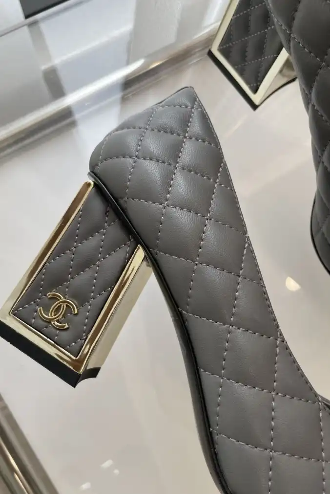 hype Chanel High Heels