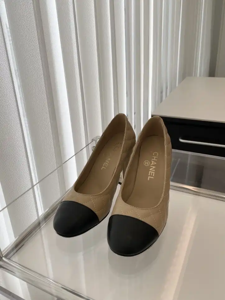 hype Chanel High Heels