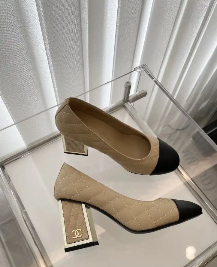 hype Chanel High Heels