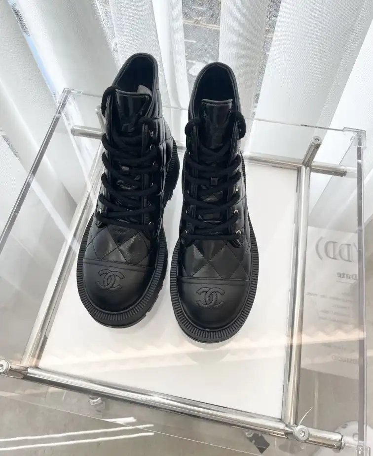 hype Chanel Boots