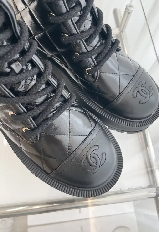 hype Chanel Boots