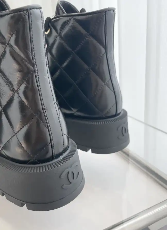 hype Chanel Boots