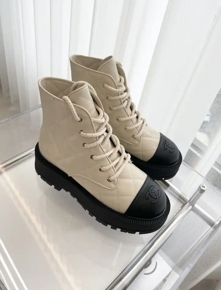 hype Chanel Boots