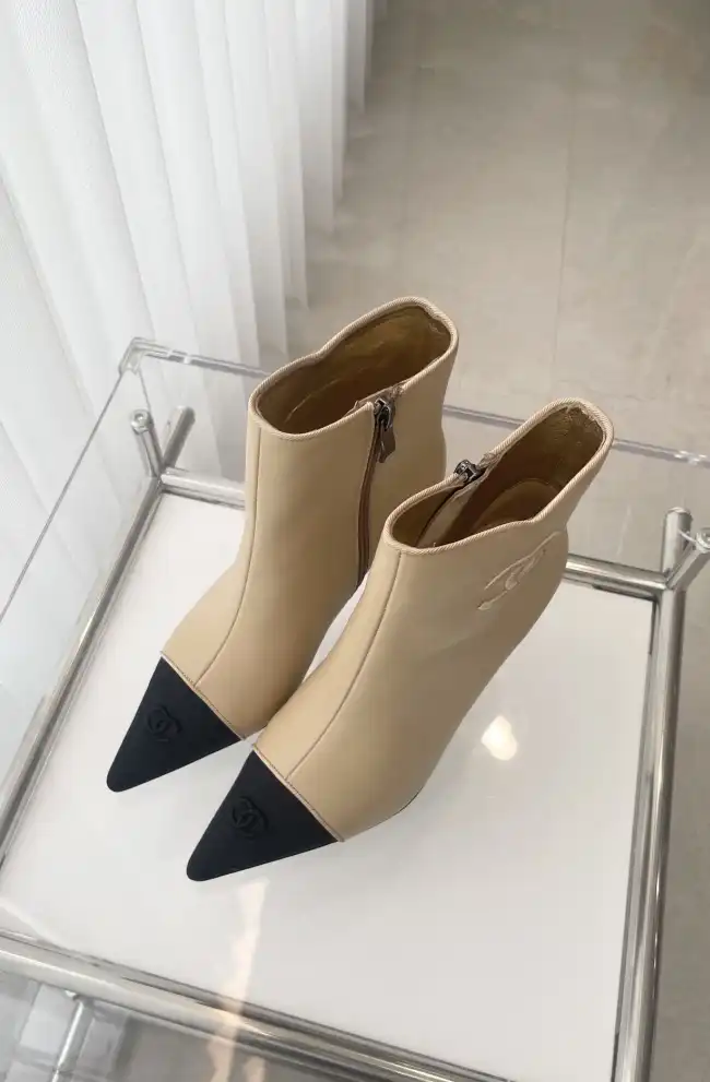 hype Chanel Boots