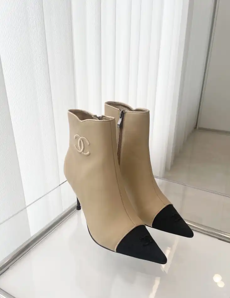 hype Chanel Boots