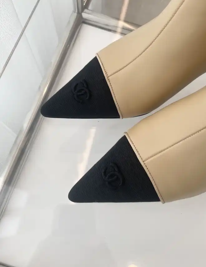 hype Chanel Boots