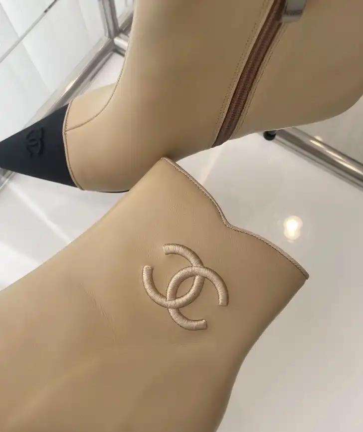 hype Chanel Boots