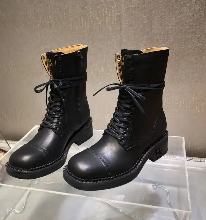 hype Miu Miu Boots