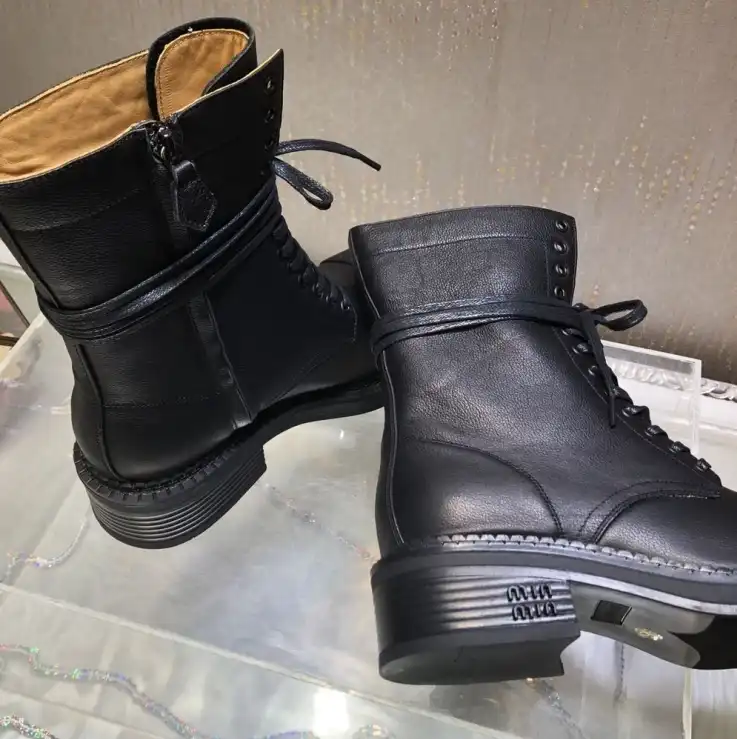 hype Miu Miu Boots