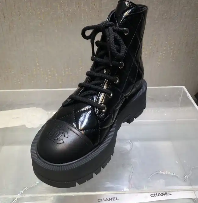 hype Chanel Boots