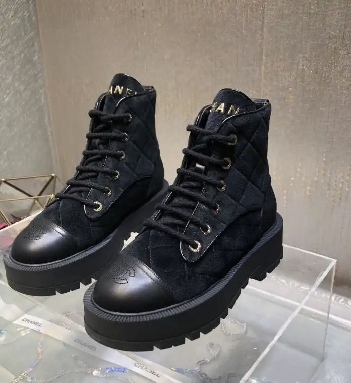 hype Chanel Boots