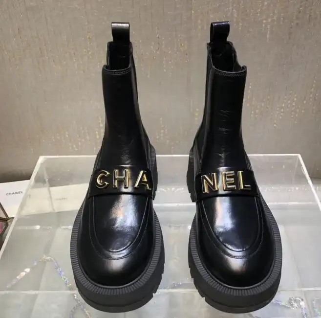 hype Chanel Boots