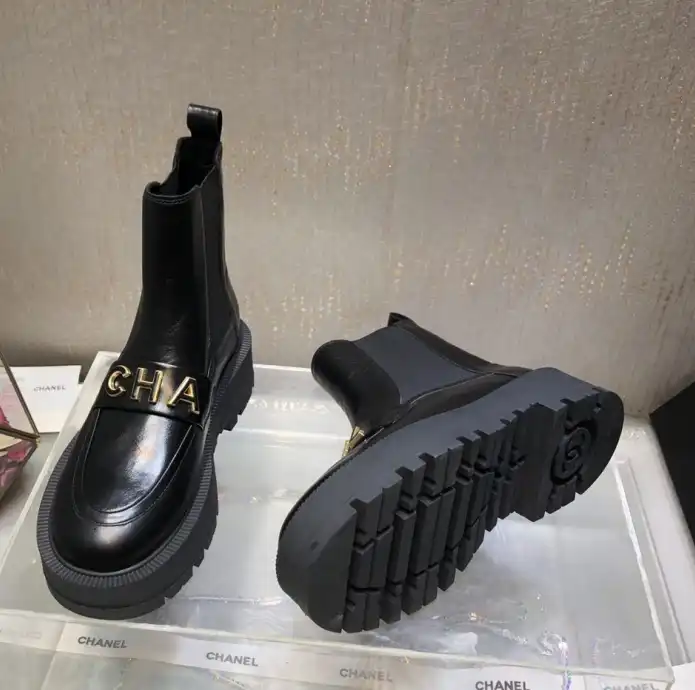 hype Chanel Boots