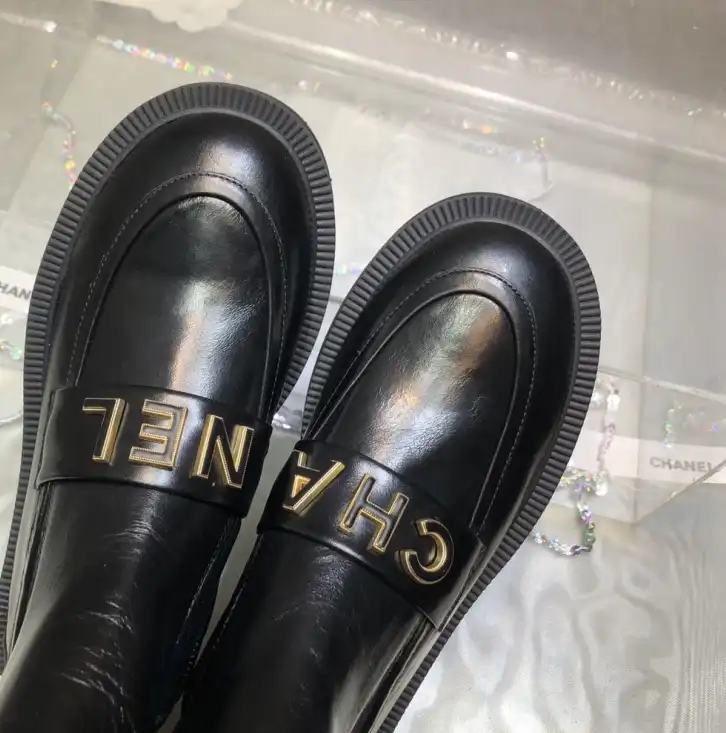 hype Chanel Boots