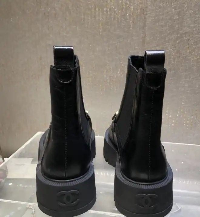 hype Chanel Boots