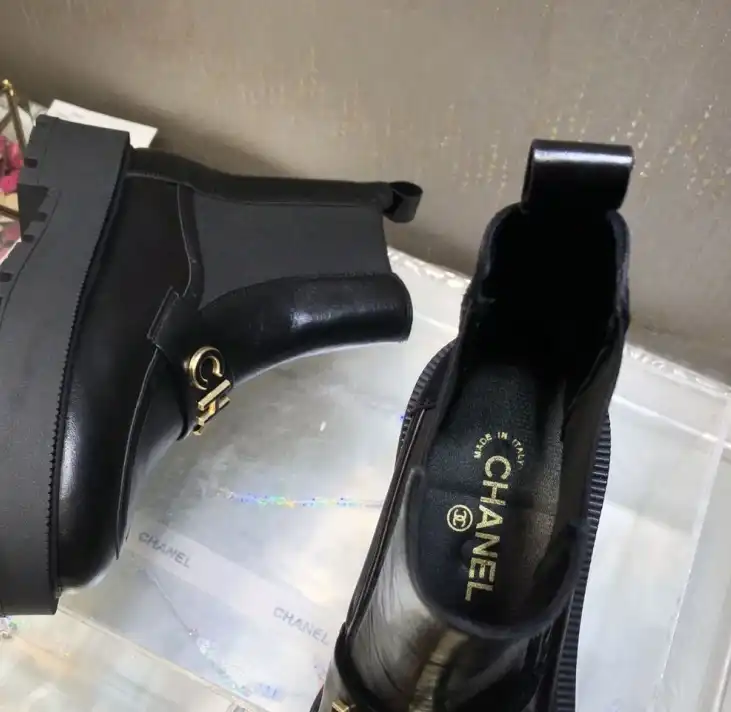 hype Chanel Boots