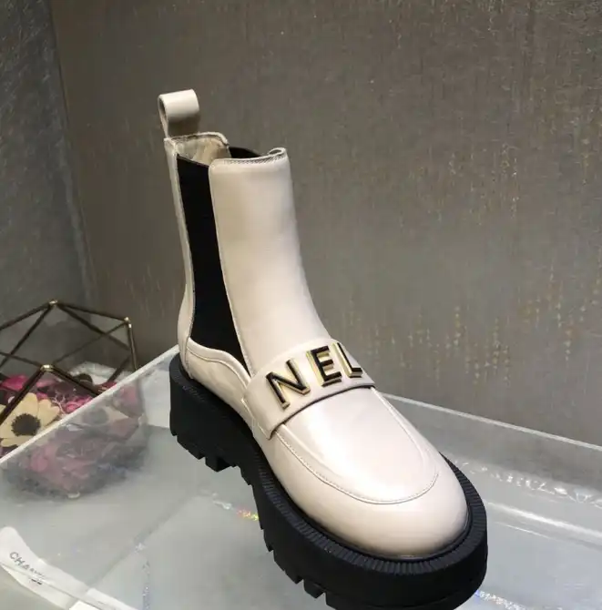 hype Chanel Boots