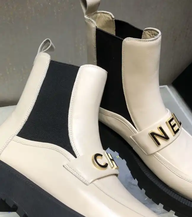 hype Chanel Boots