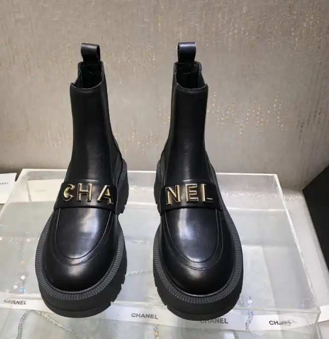 hype Chanel Boots