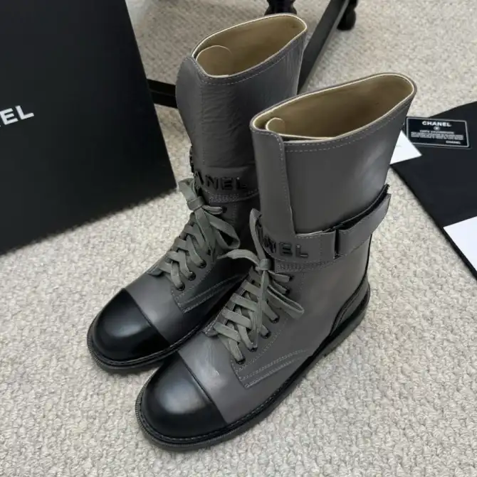 hype Chanel Boots