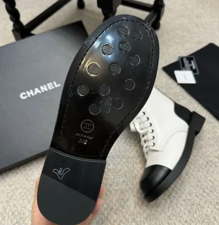 hype Chanel Boots