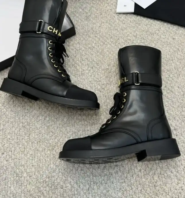 hype Chanel Boots