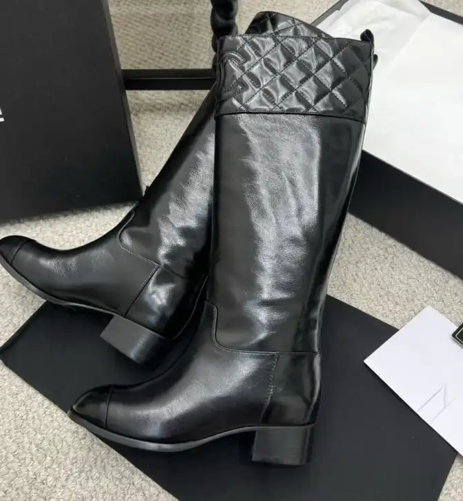 hype Chanel Boots