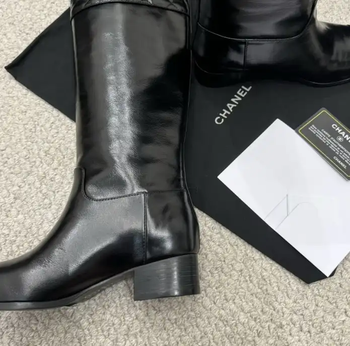 hype Chanel Boots