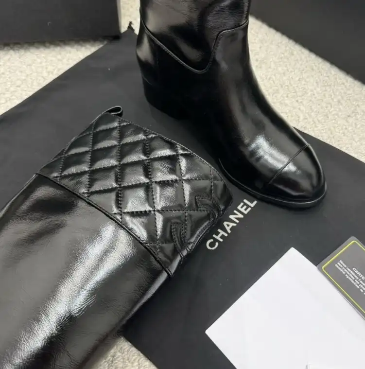 hype Chanel Boots