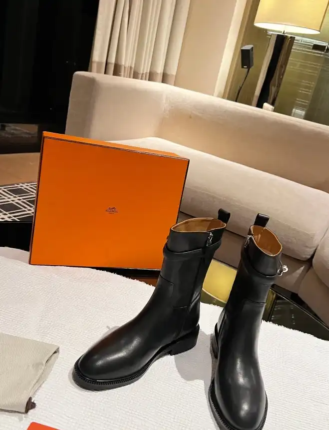 hype Hermes Boots