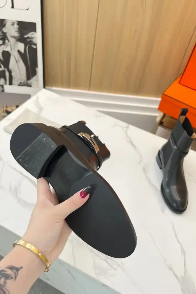 hype Hermes Boots