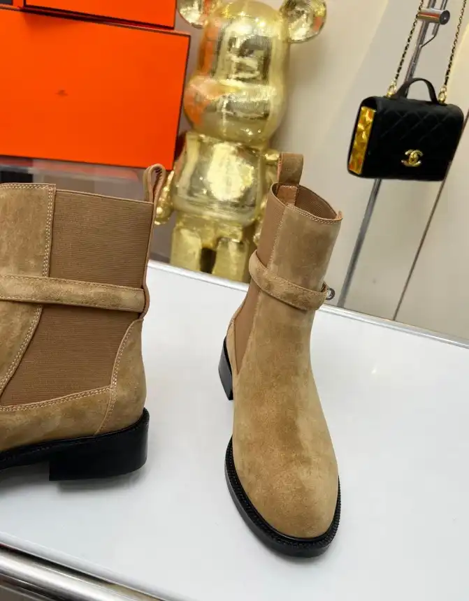 hype Hermes Boots