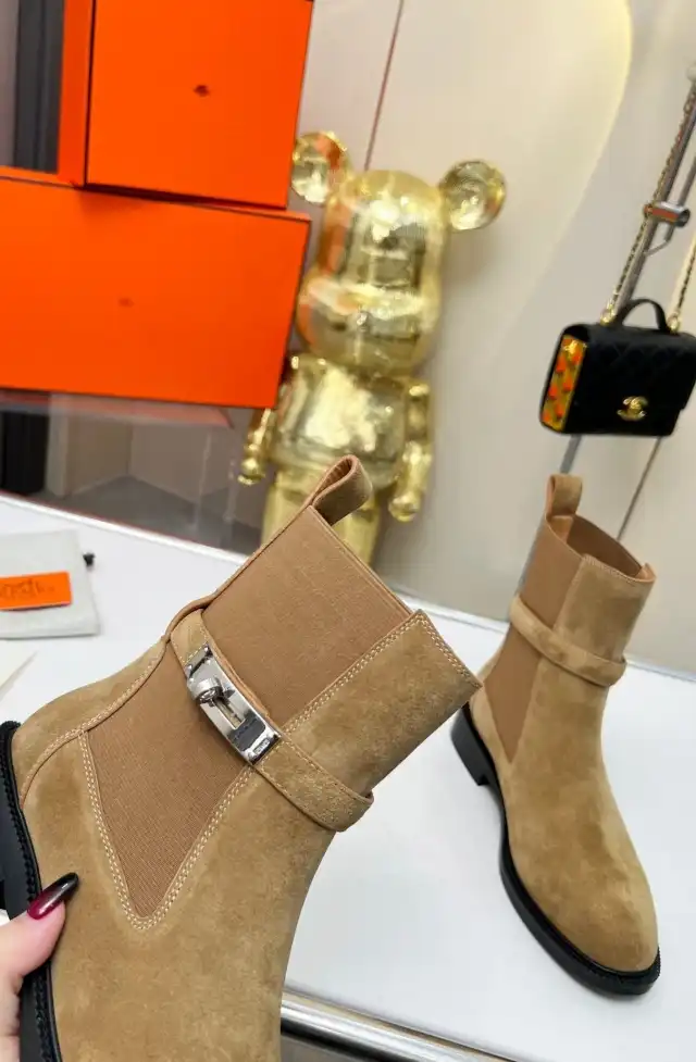 hype Hermes Boots